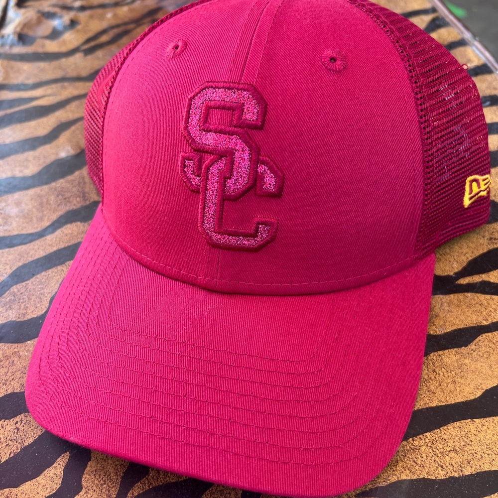 New Era USC Glitter Logo Mesh Cap